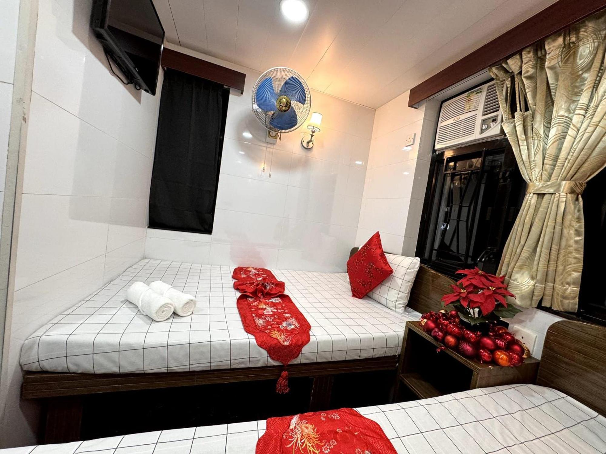 Traveller'S Hostel Гонконг Екстер'єр фото